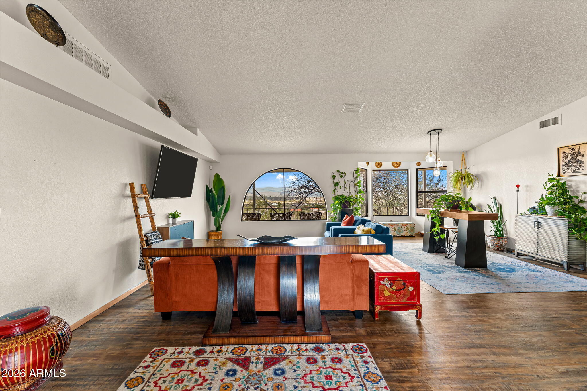 969 S Saguaro Drive