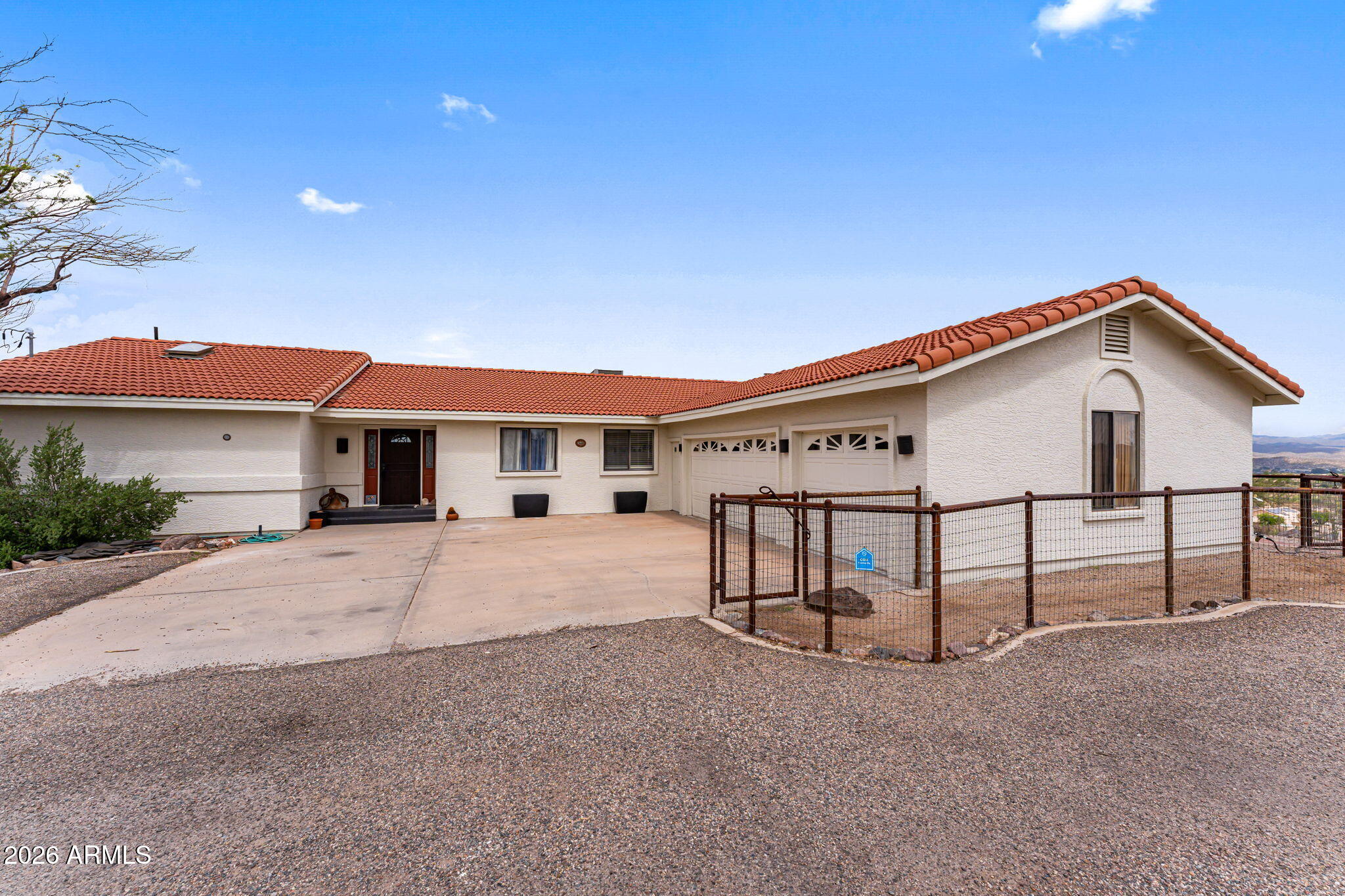 969 S Saguaro Drive