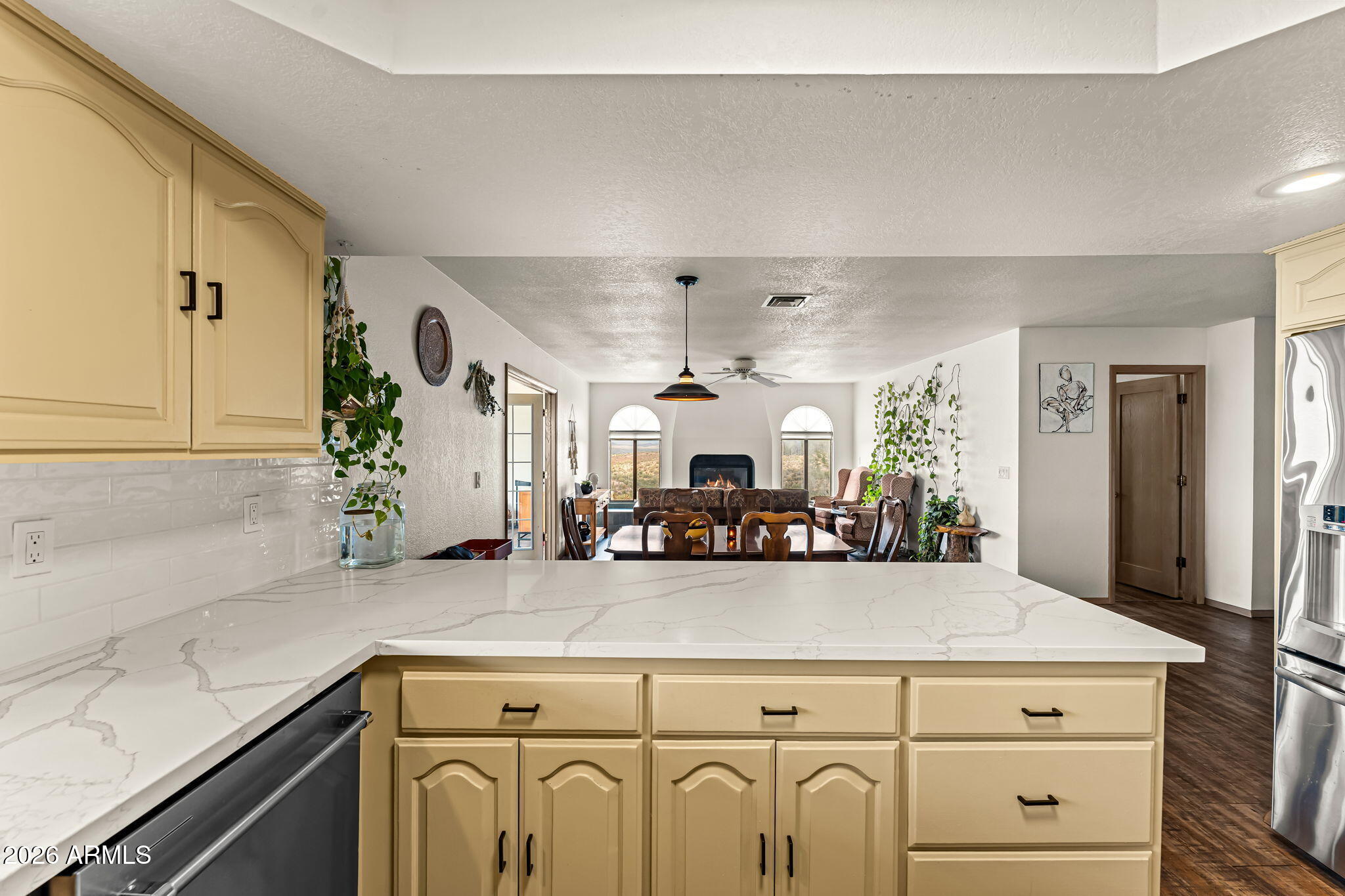 969 S Saguaro Drive