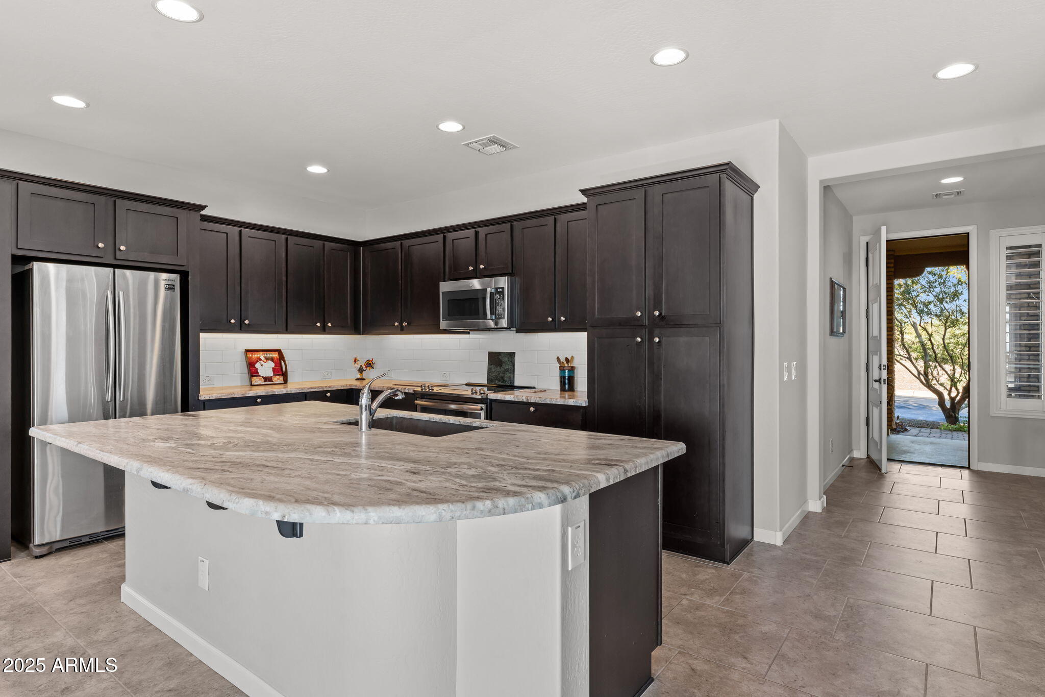 3345 TEN BEARS Circle