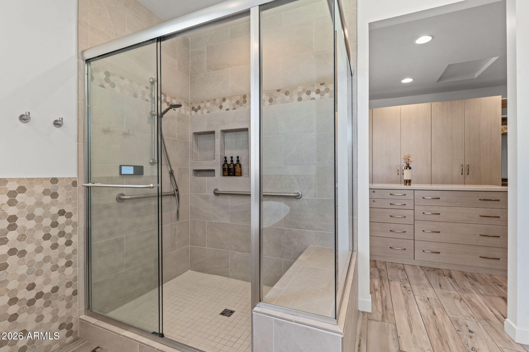 2500 LUPINE Lane