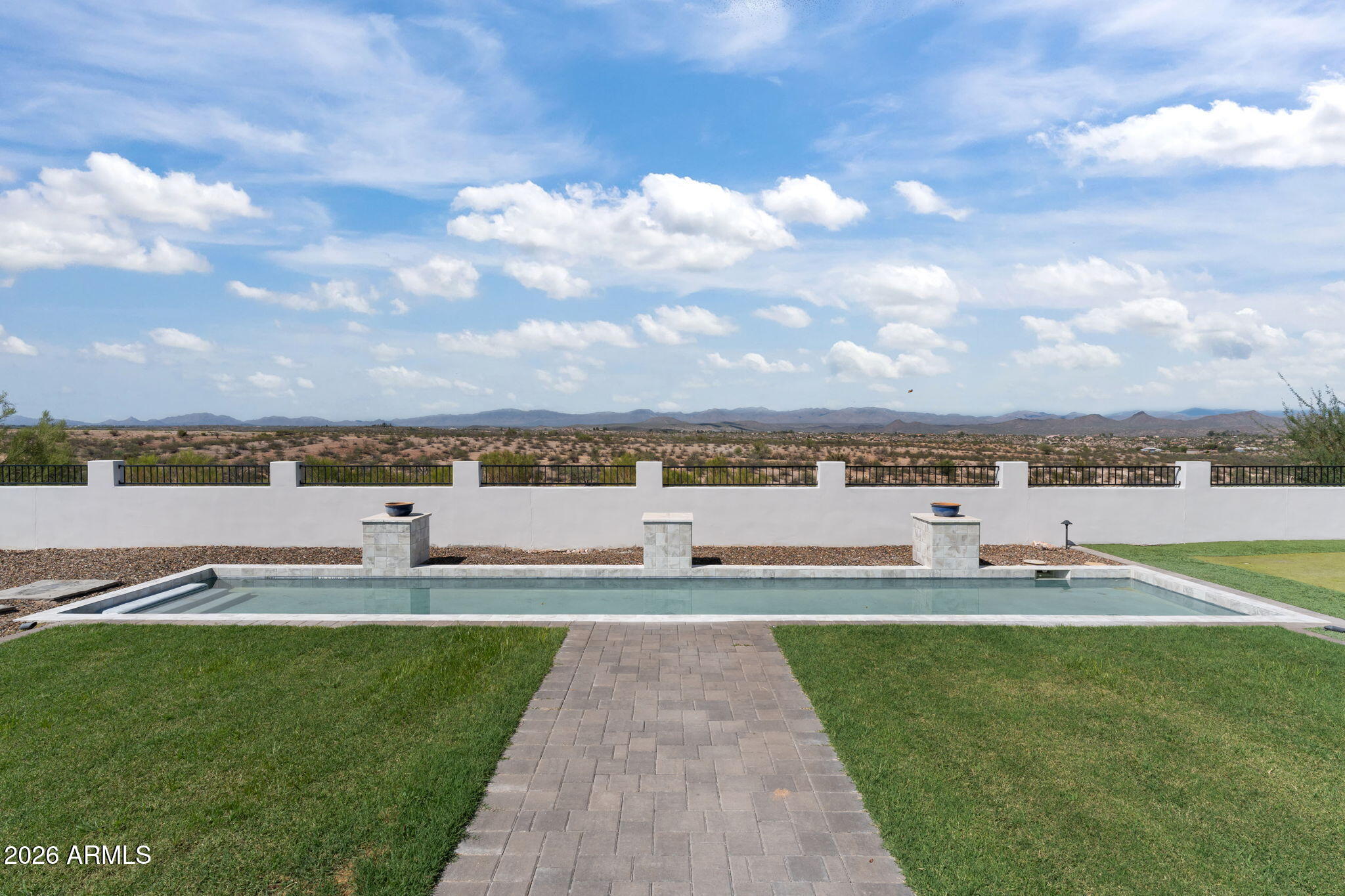 2500 LUPINE Lane