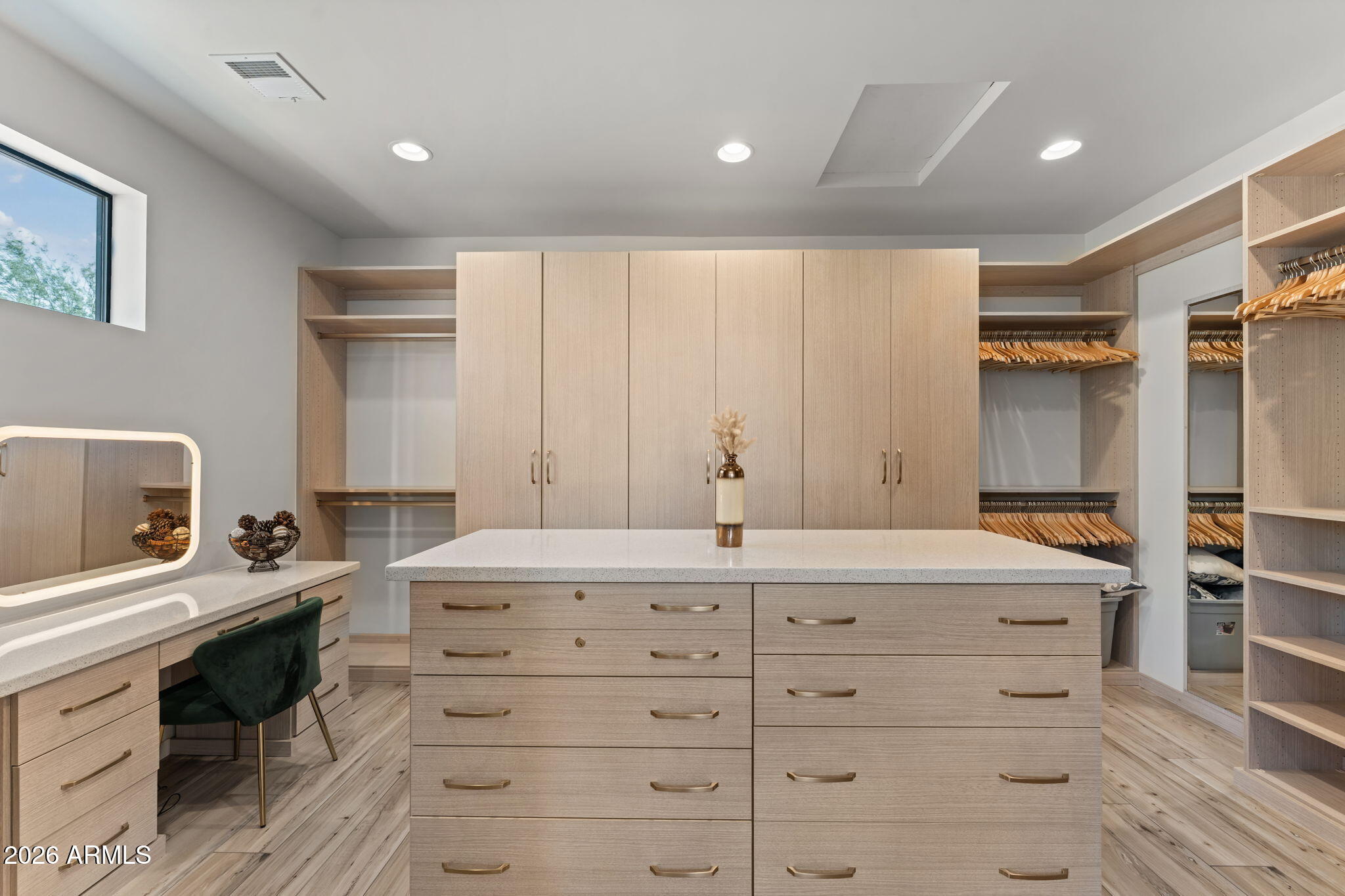 2500 LUPINE Lane