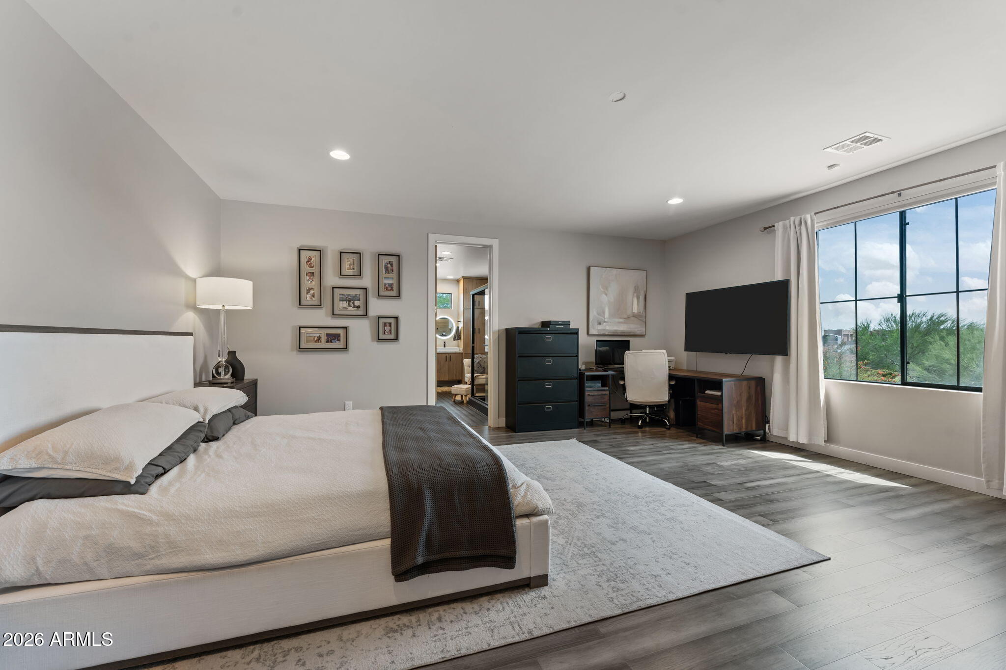 2500 LUPINE Lane