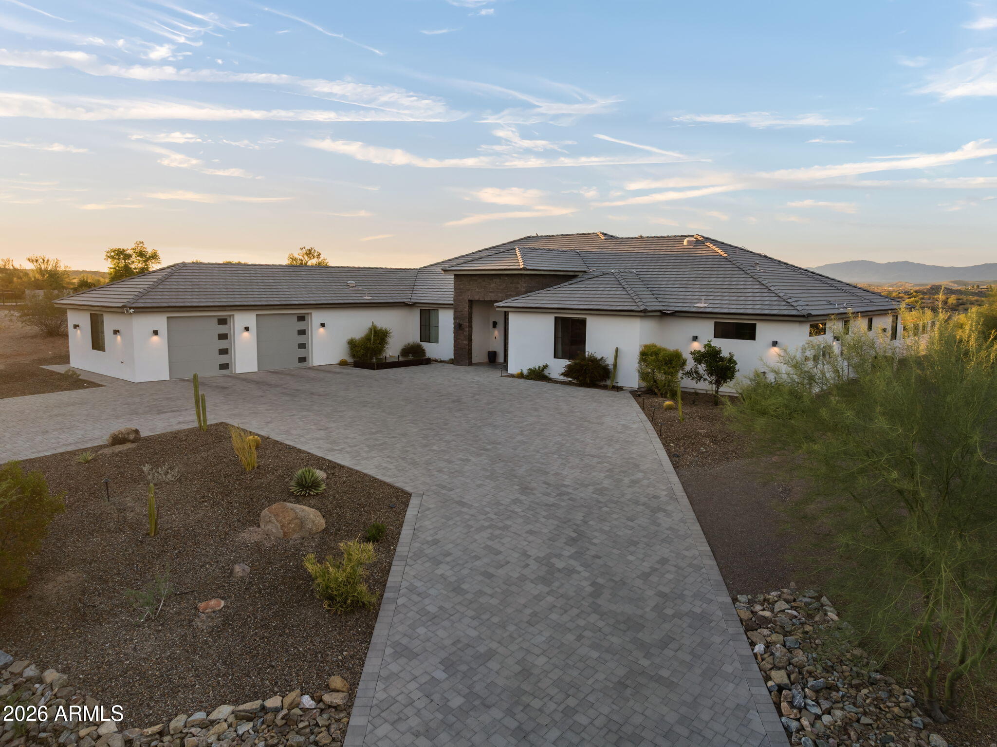 2500 LUPINE Lane