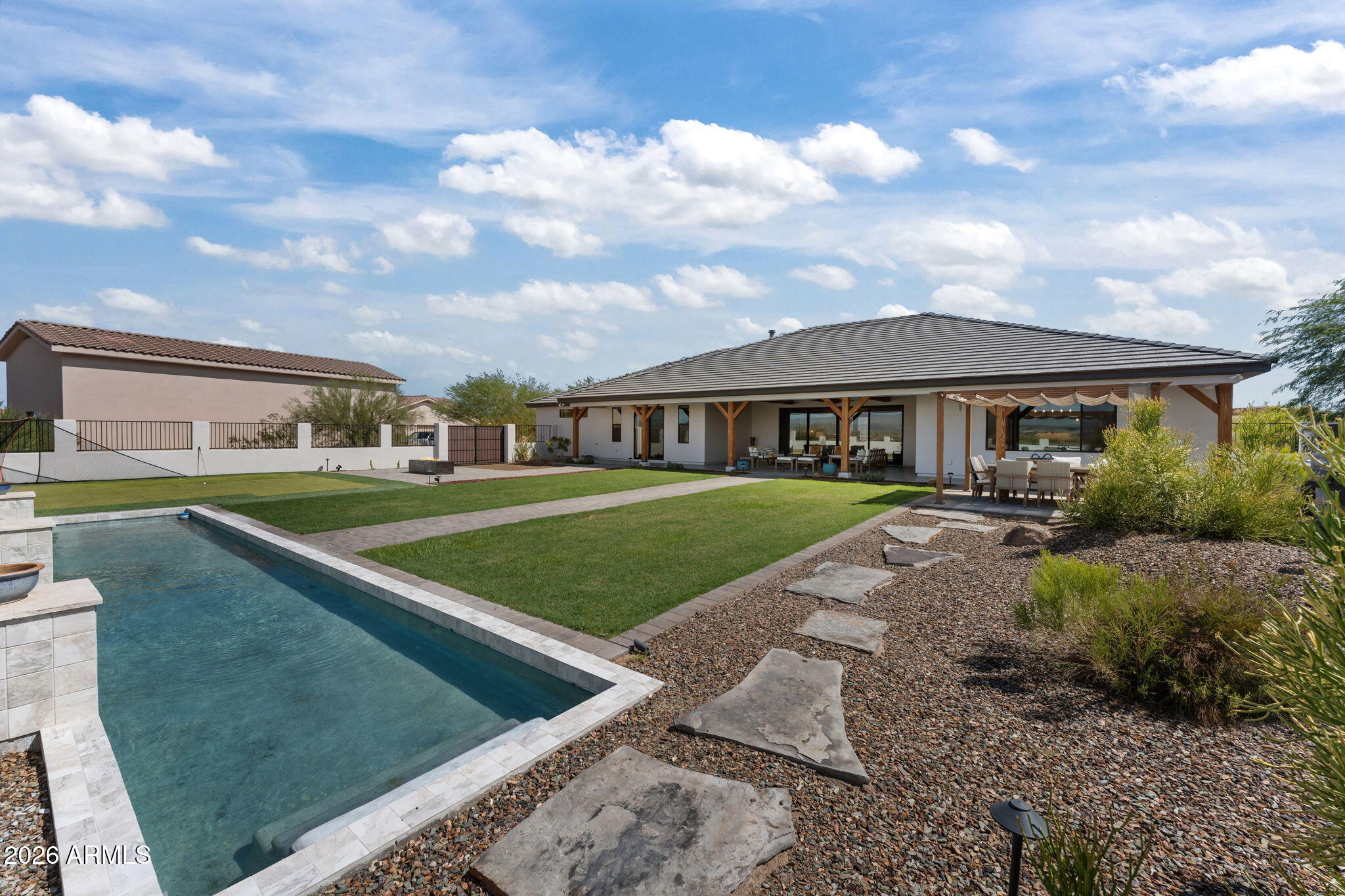 2500 LUPINE Lane