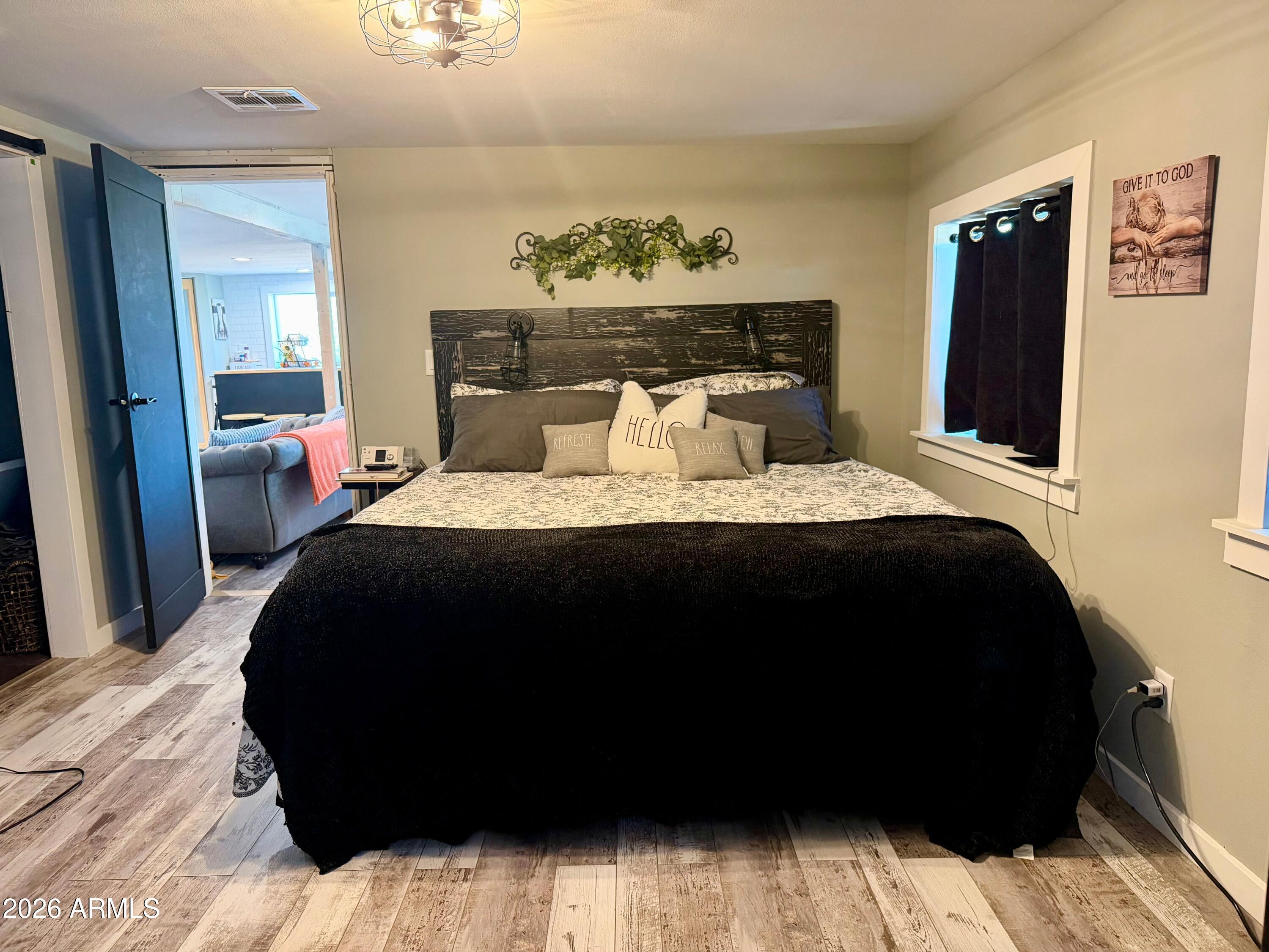 2501 W Wickenburg Way Unit: 27