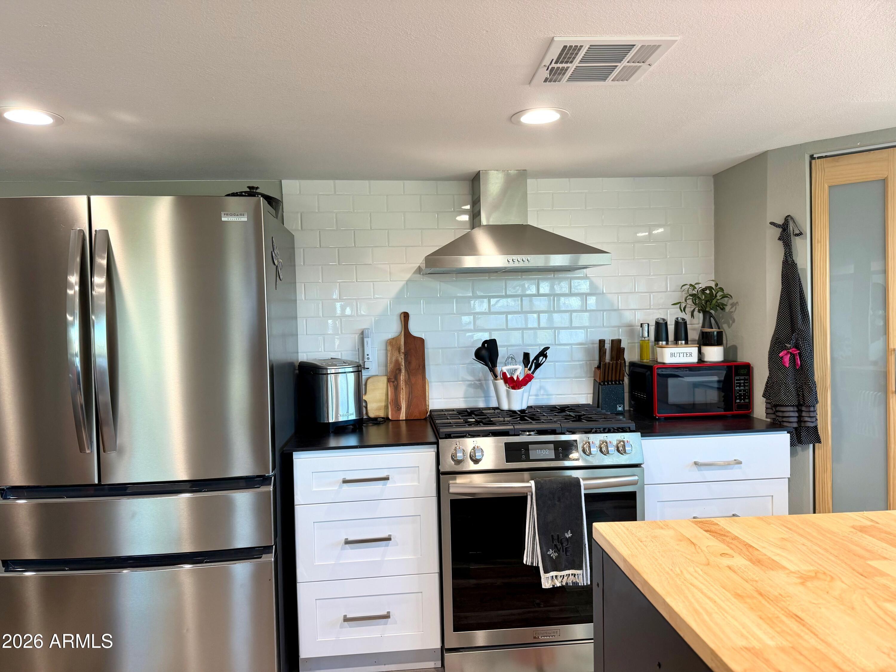 2501 W Wickenburg Way Unit: 27