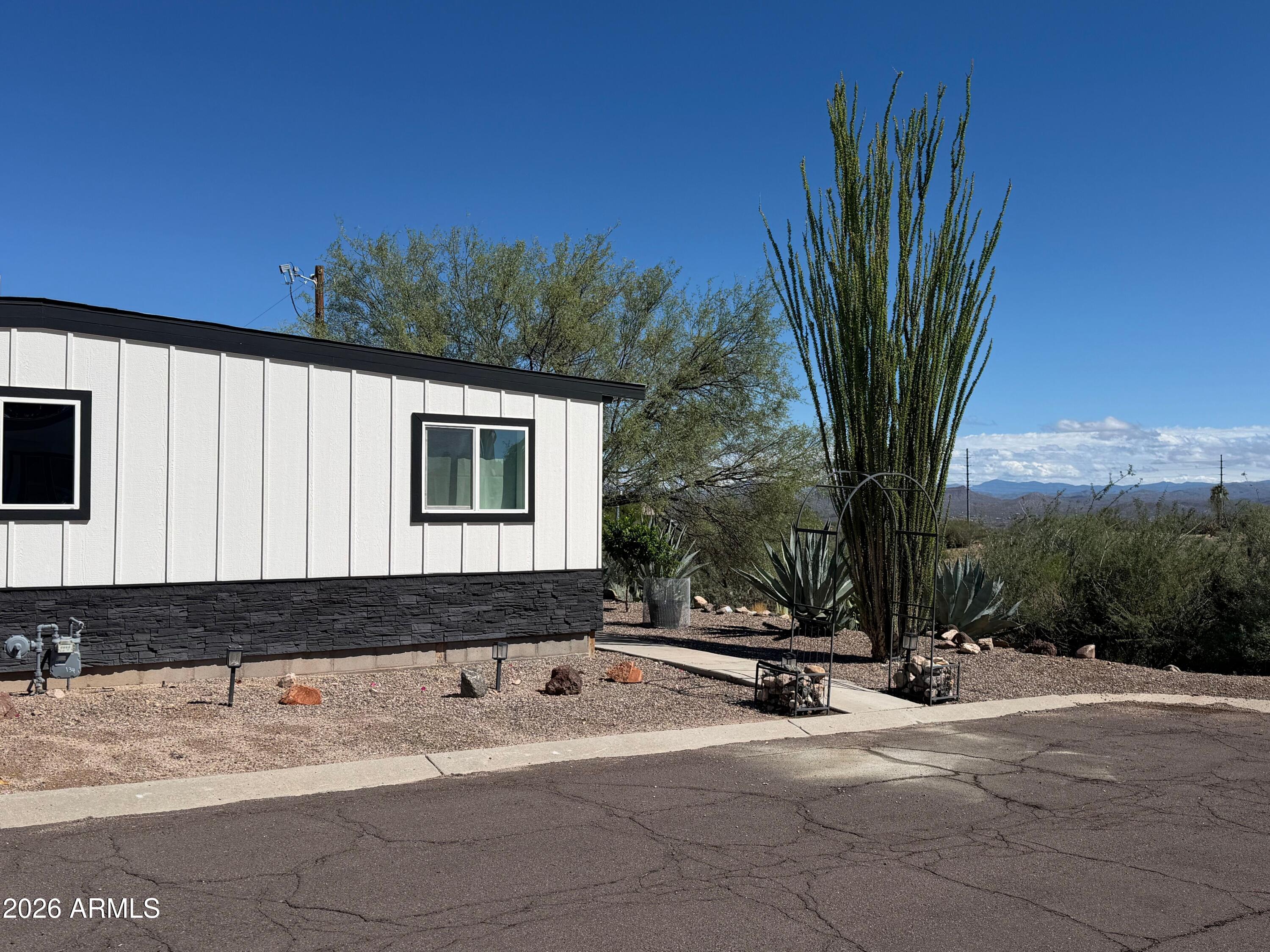 2501 W Wickenburg Way Unit: 27