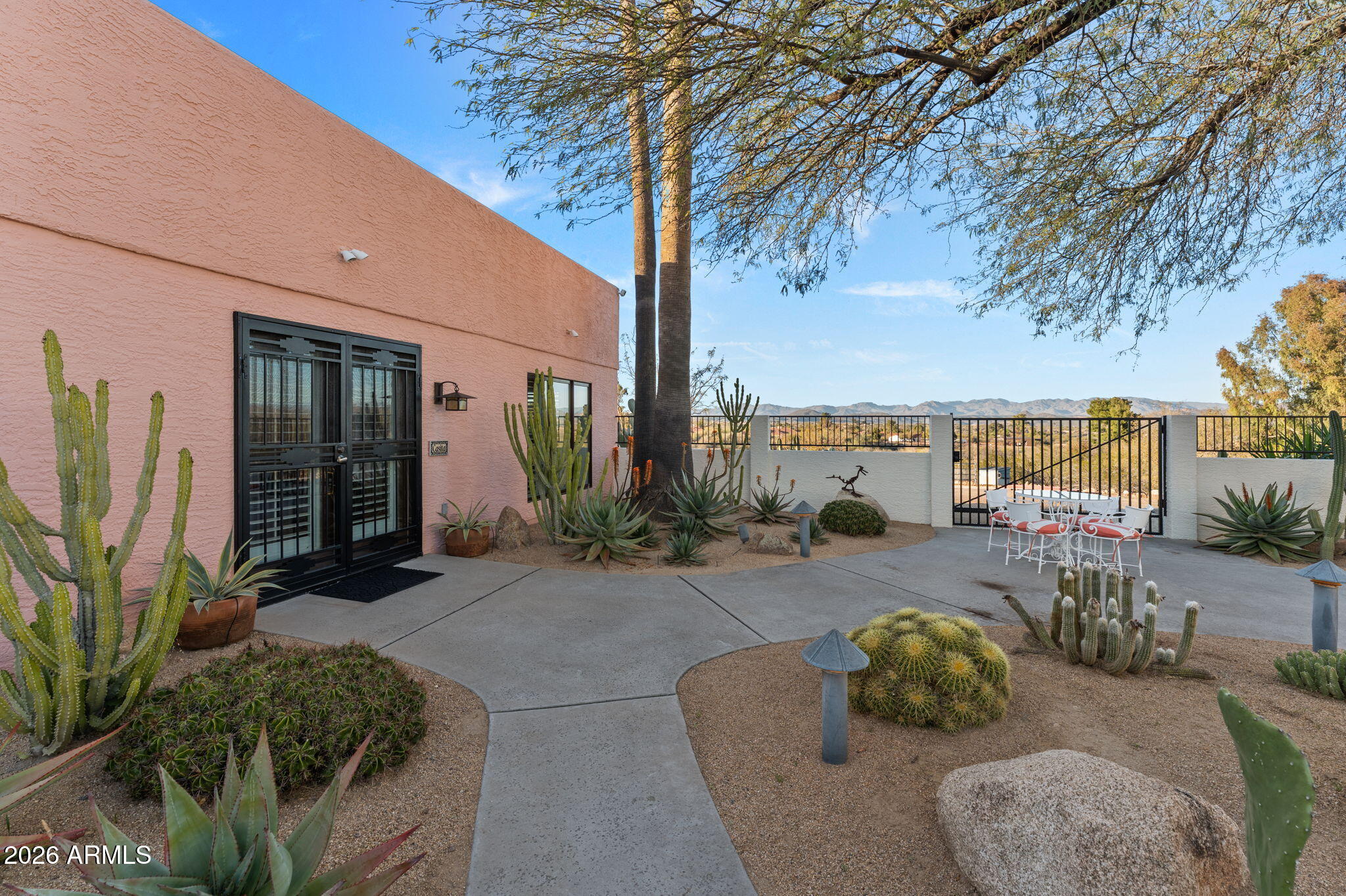 1490 W Camino Drive