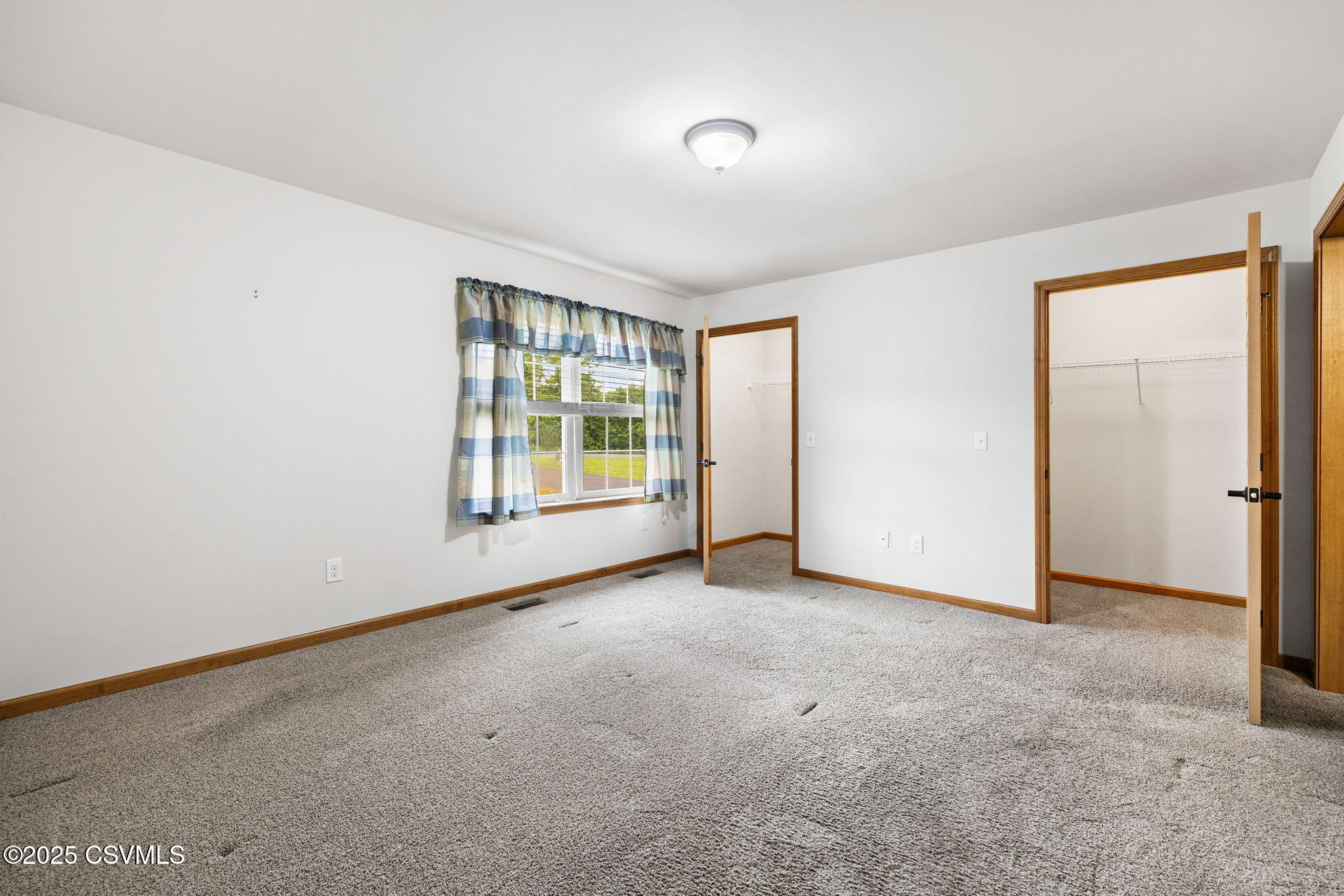 660 BISSETS Lane
