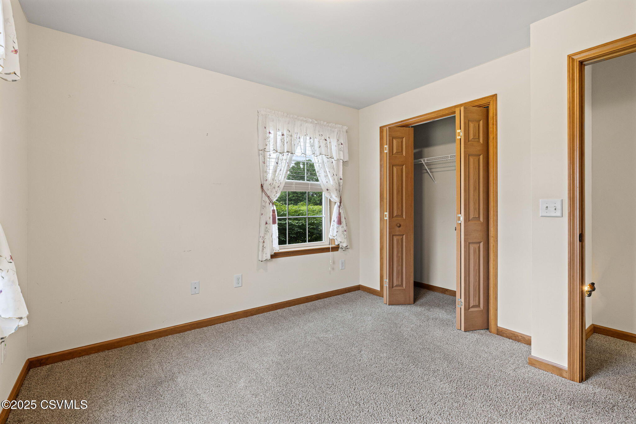 660 BISSETS Lane