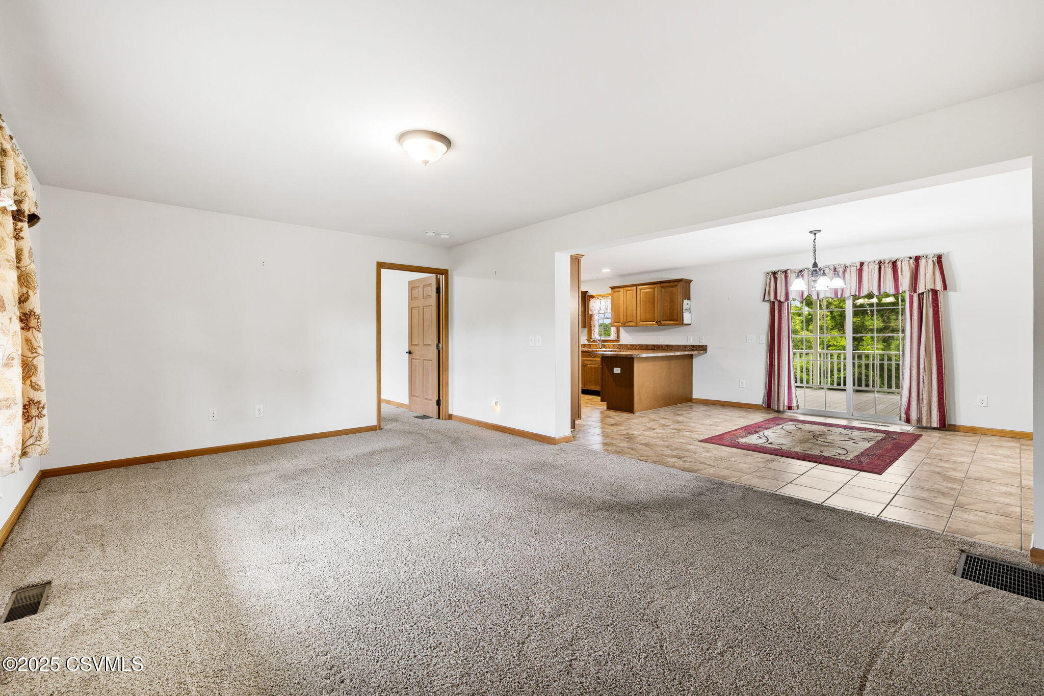 660 BISSETS Lane
