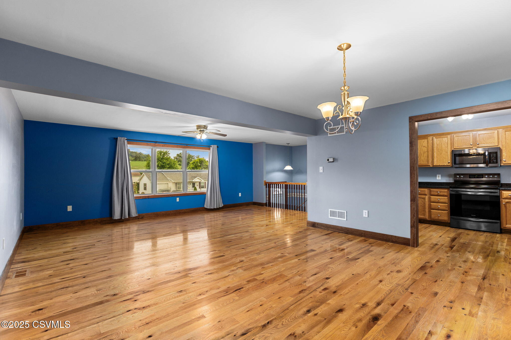 34 WALNUT RIDGE Estate
