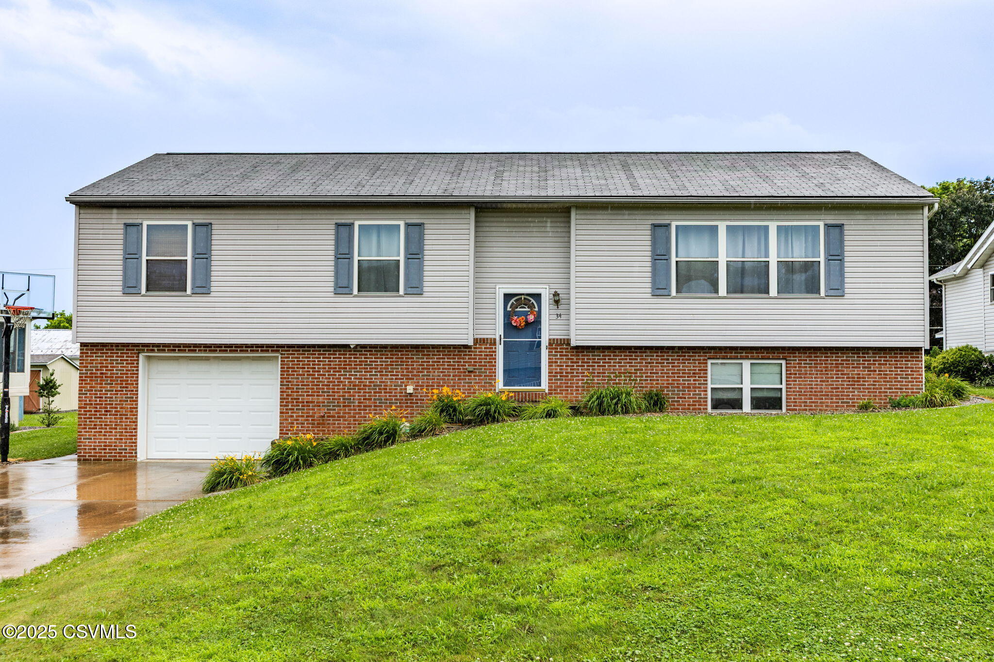 34 WALNUT RIDGE Estate