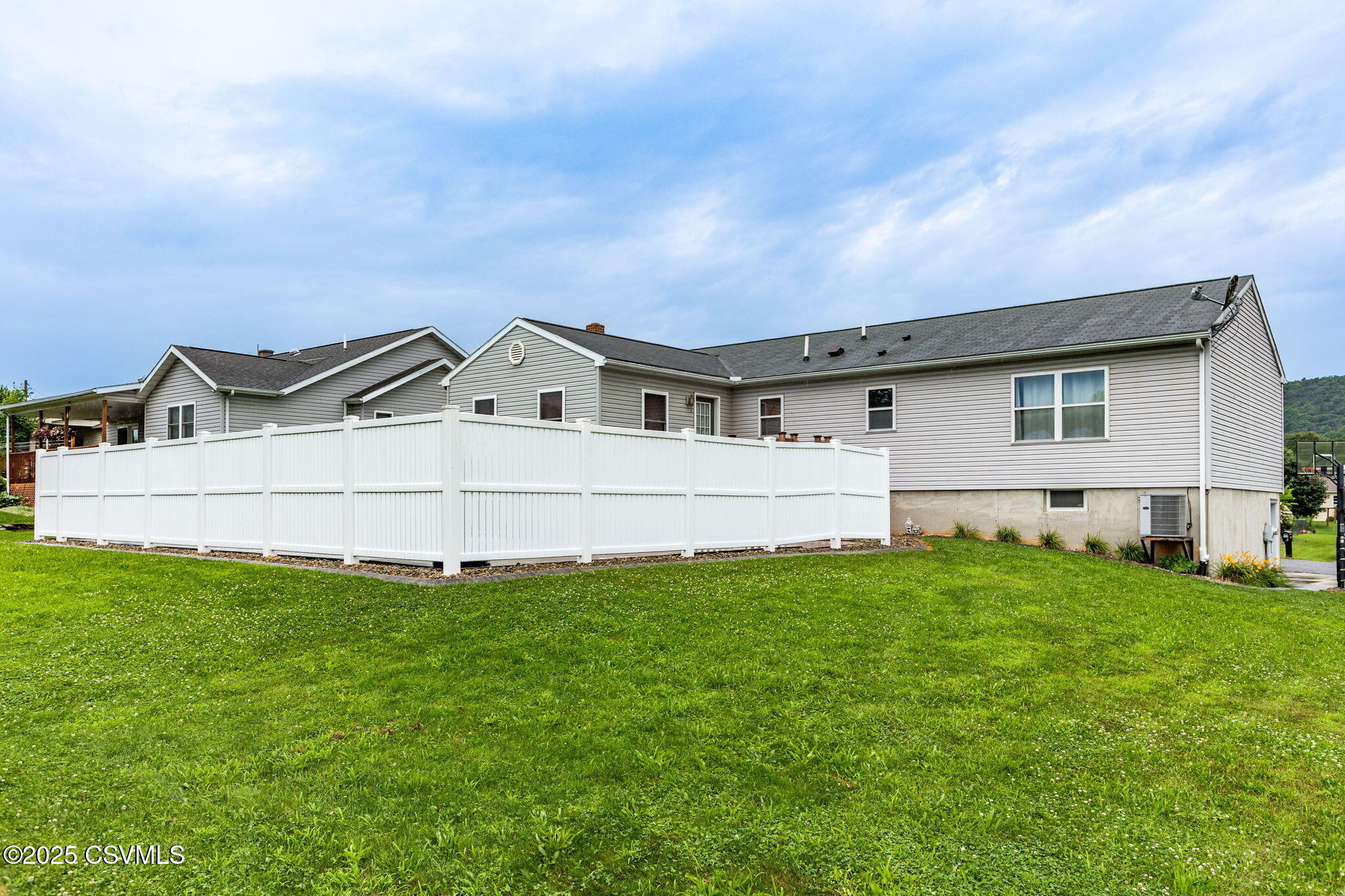 34 WALNUT RIDGE Estate