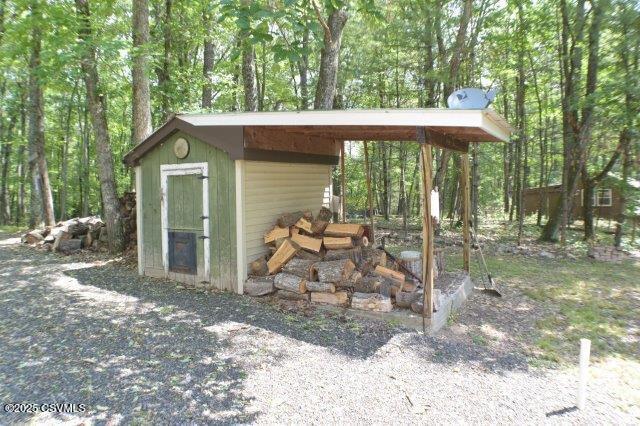 48 DOG HOUSE Lane