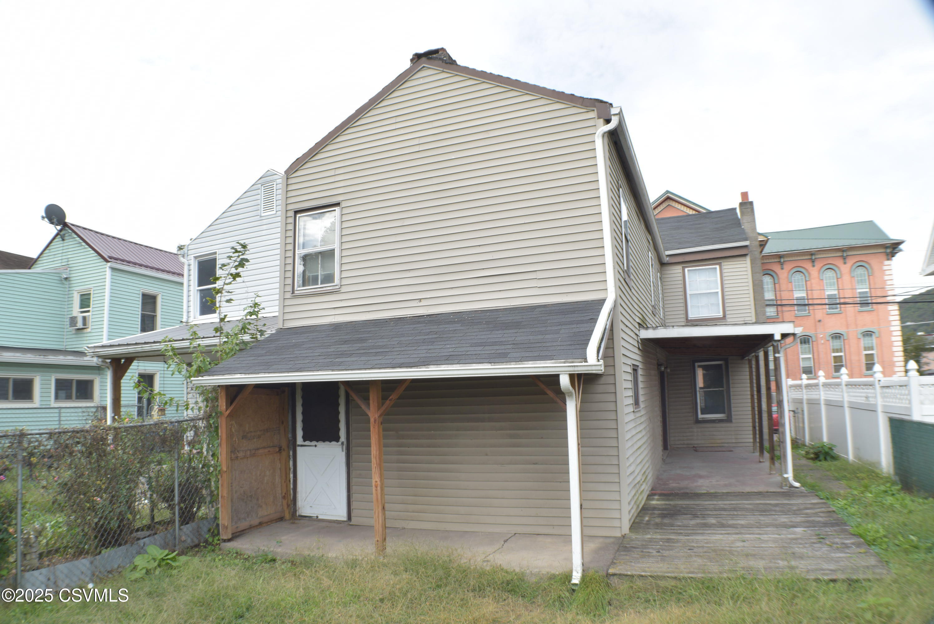 356 Pine St