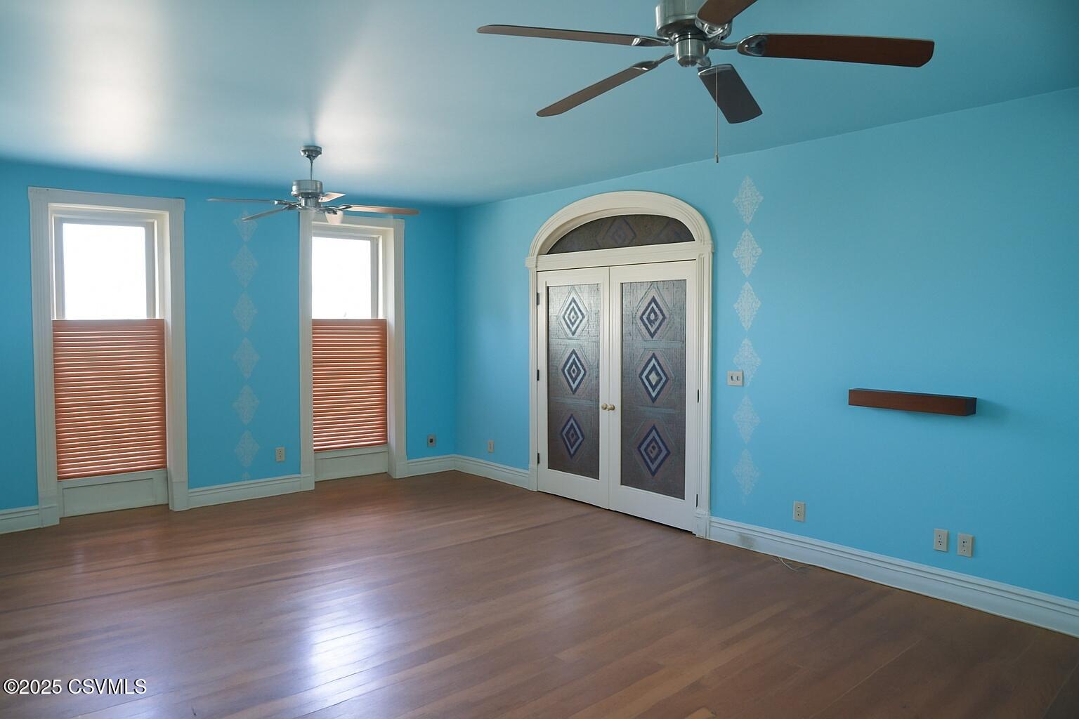 1103 MARKET Street