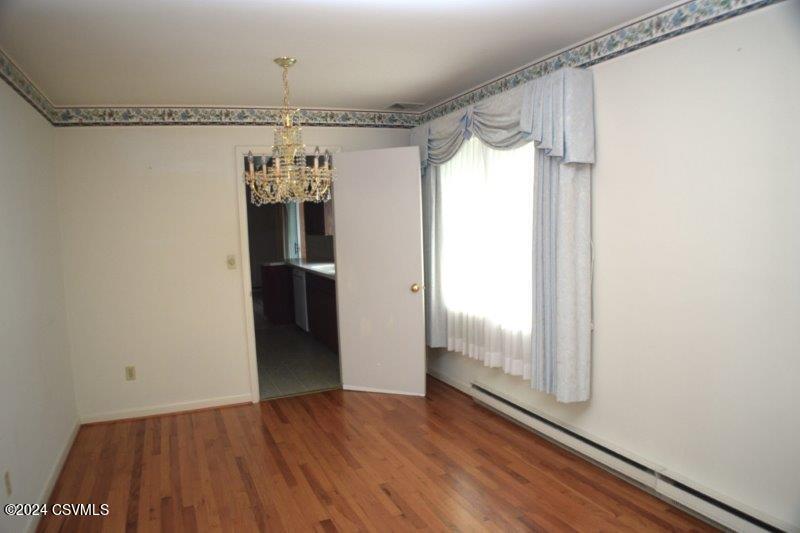 225 S 15TH Street