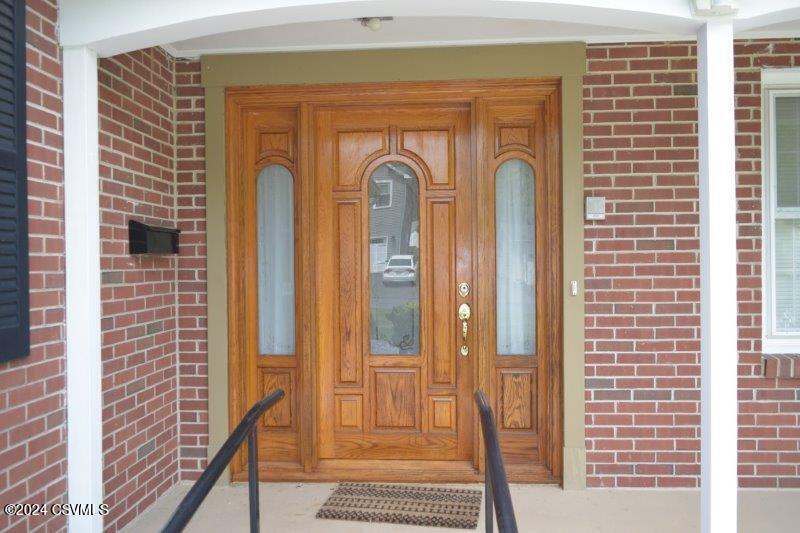 225 S 15TH Street