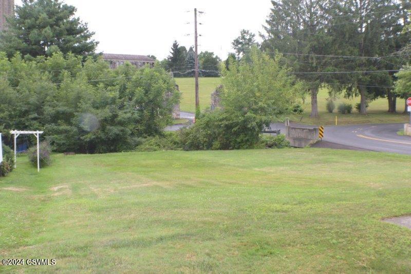 19 S ACADEMY Avenue