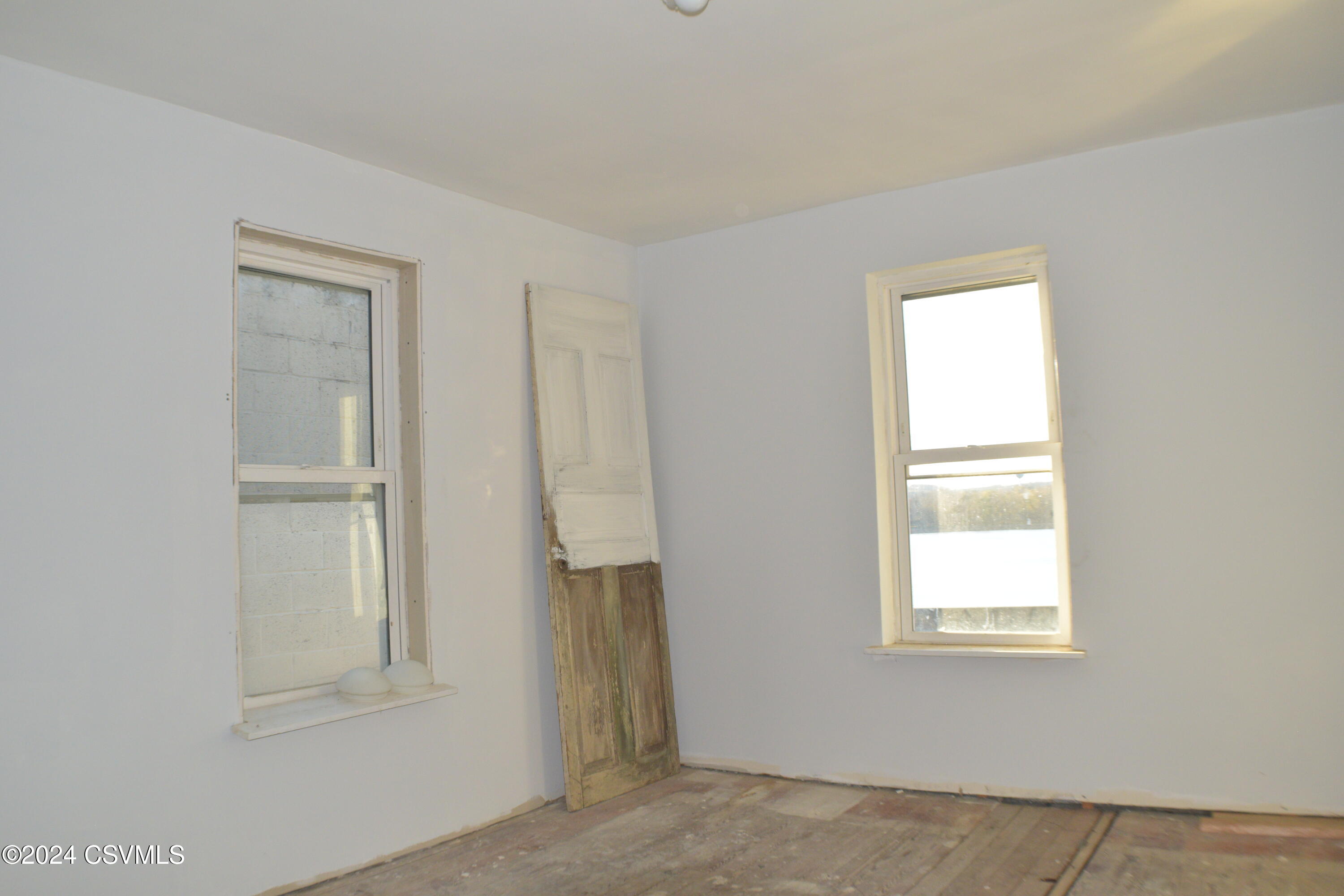 966 S FRONT Street
