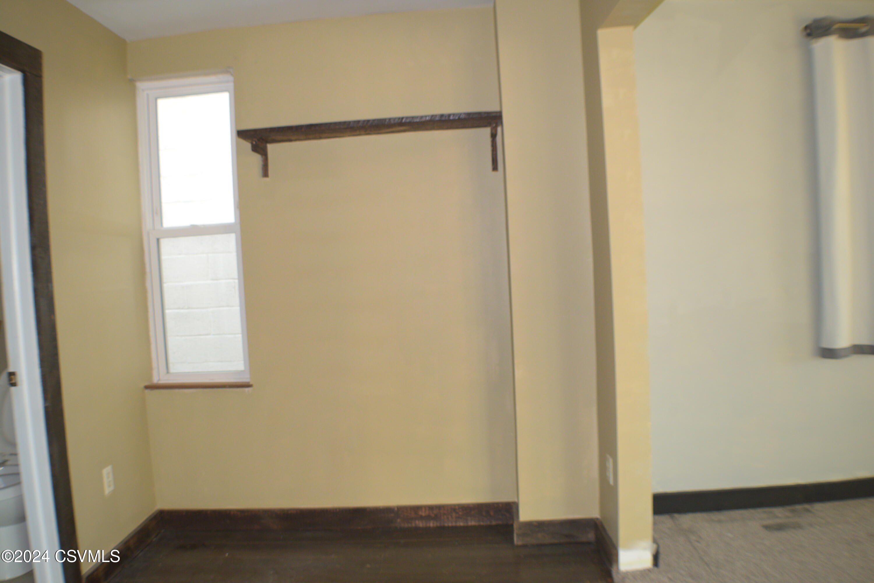 966 S FRONT Street