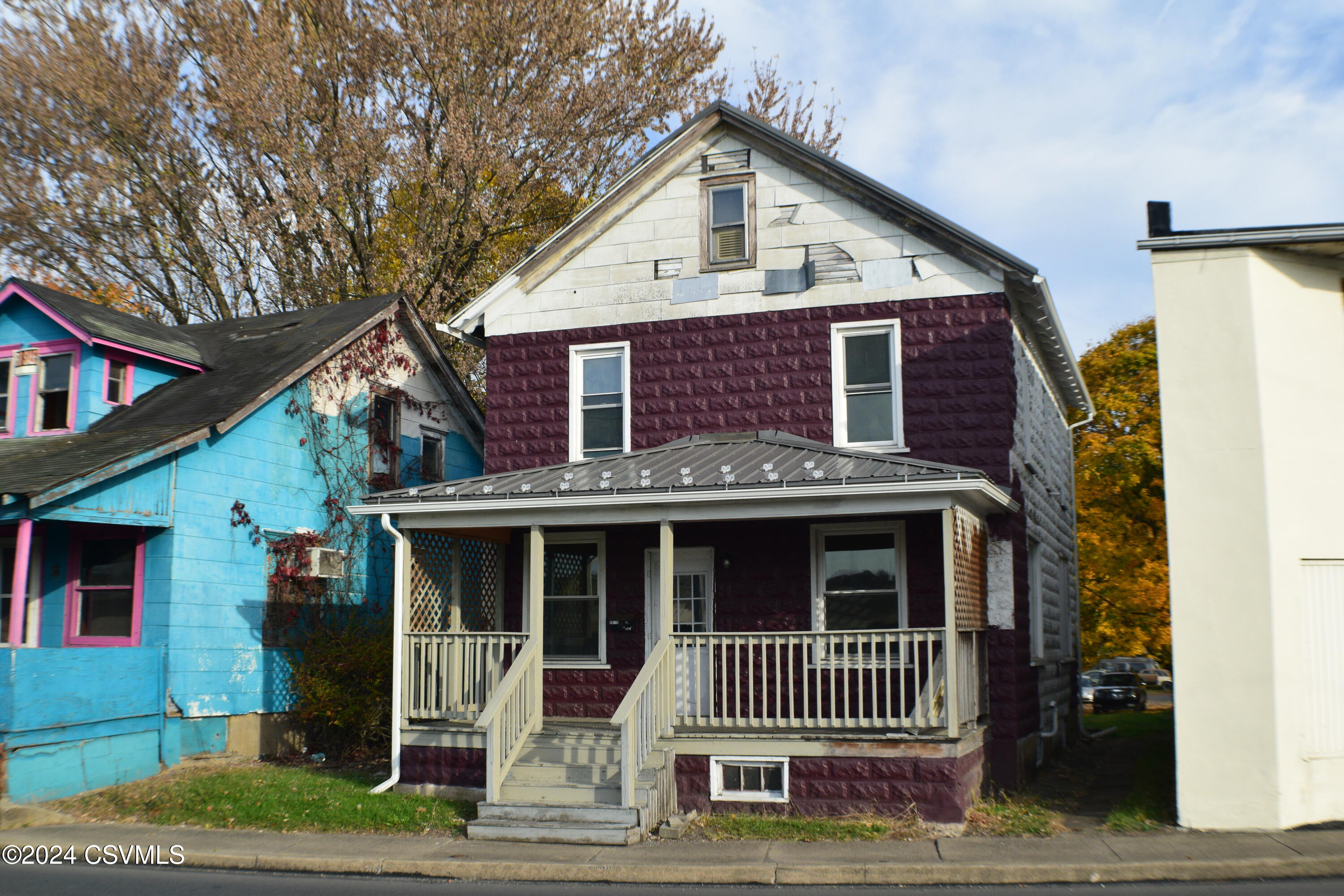 966 S FRONT Street
