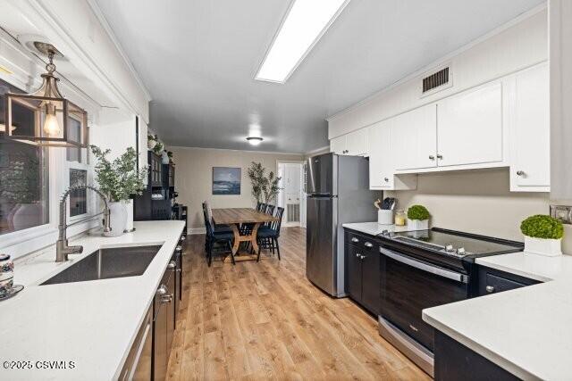 1 MAPLE Street
