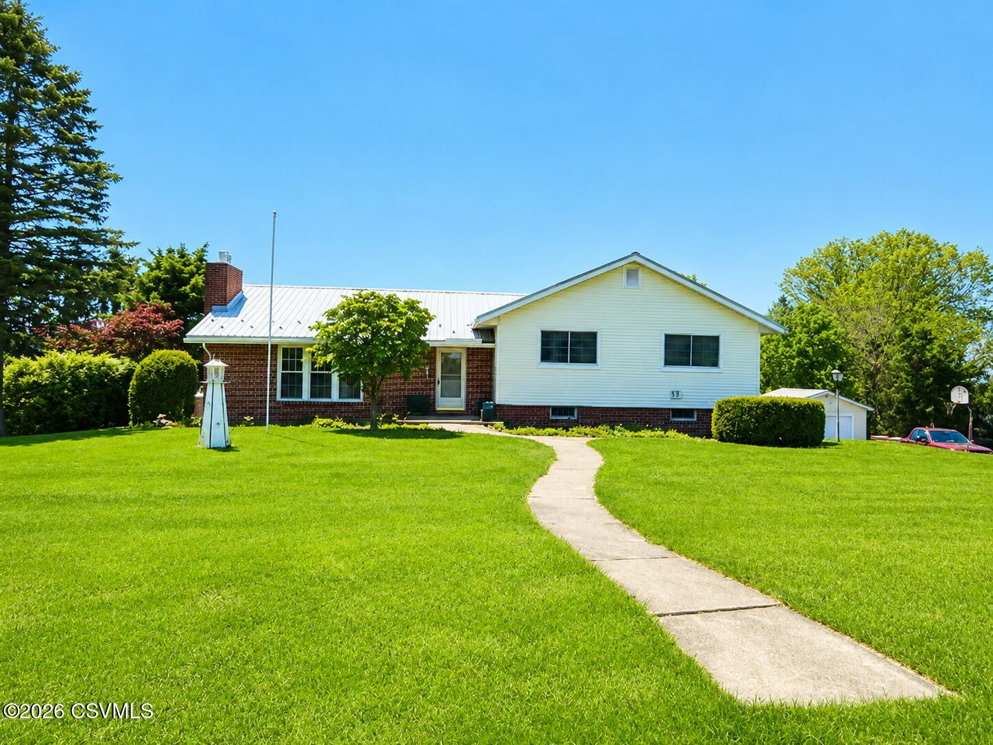 1110 SKYVIEW Drive