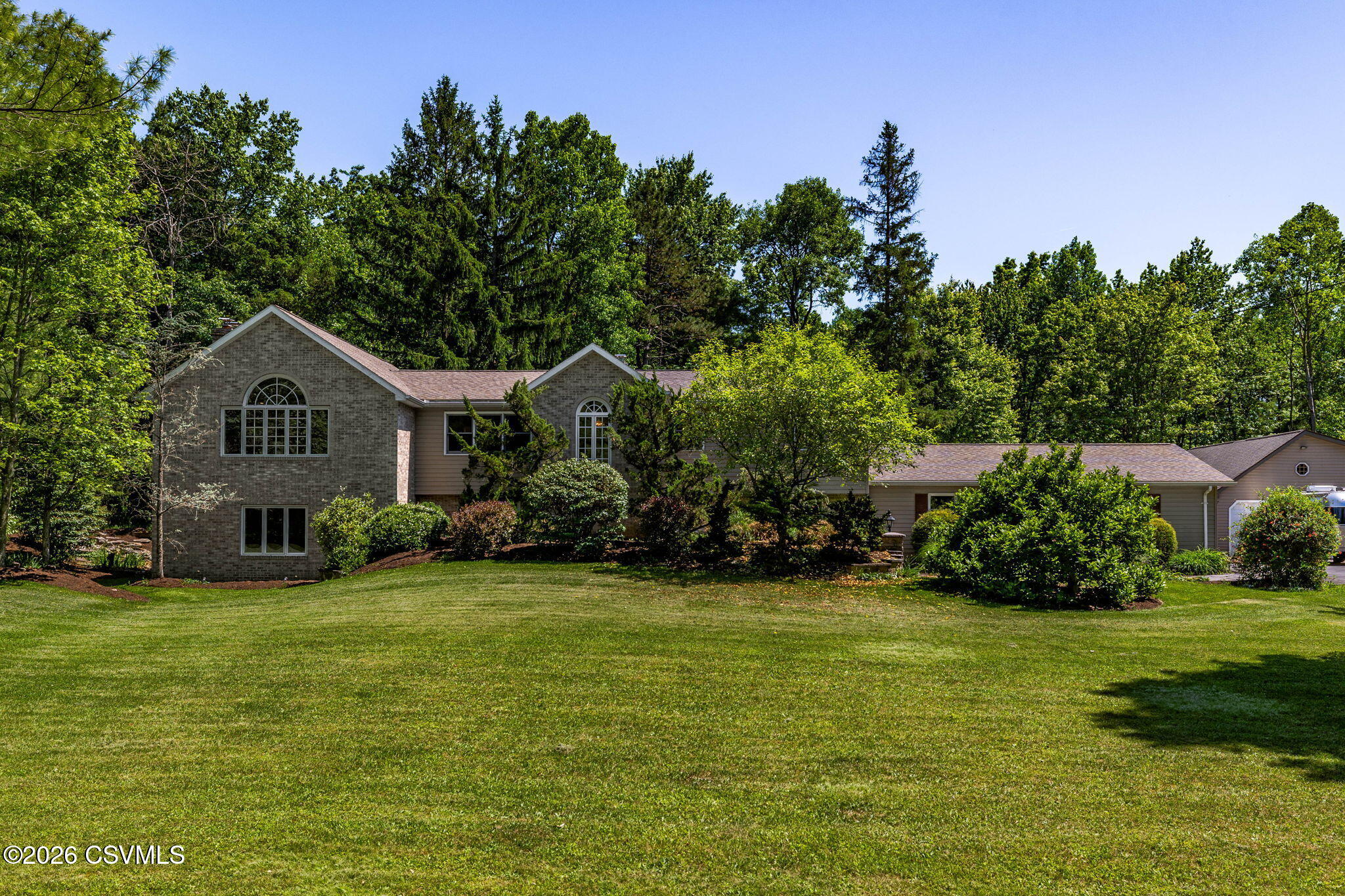 842 SHOWERS Road