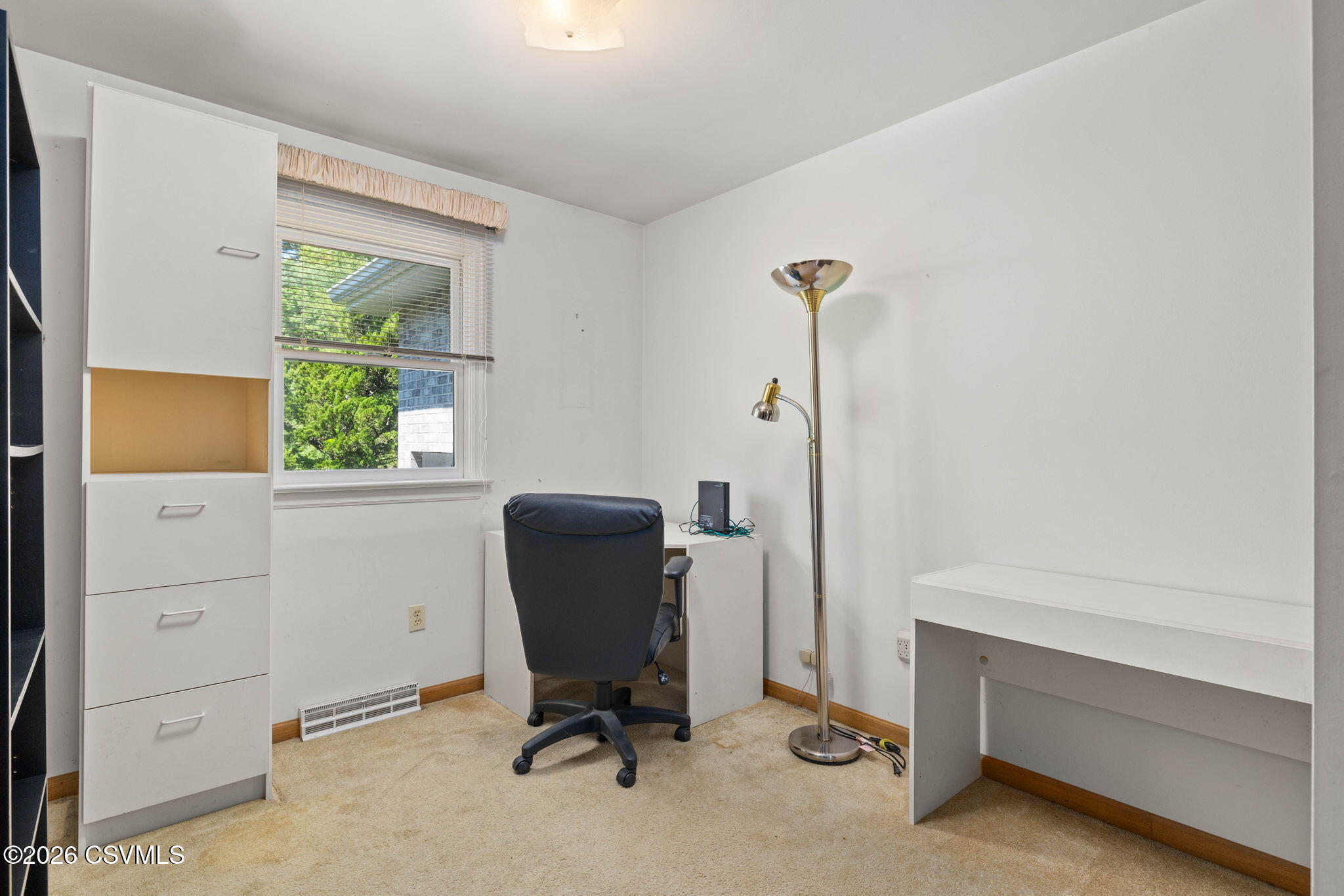 842 SHOWERS Road