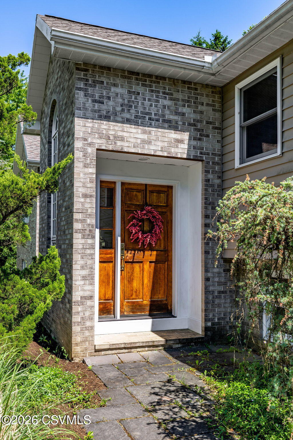 842 SHOWERS Road