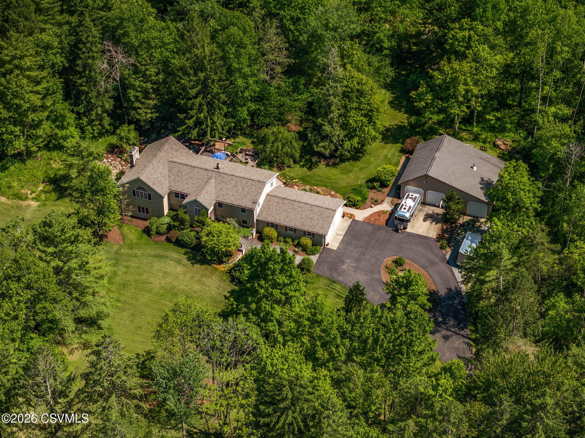 842 SHOWERS Road