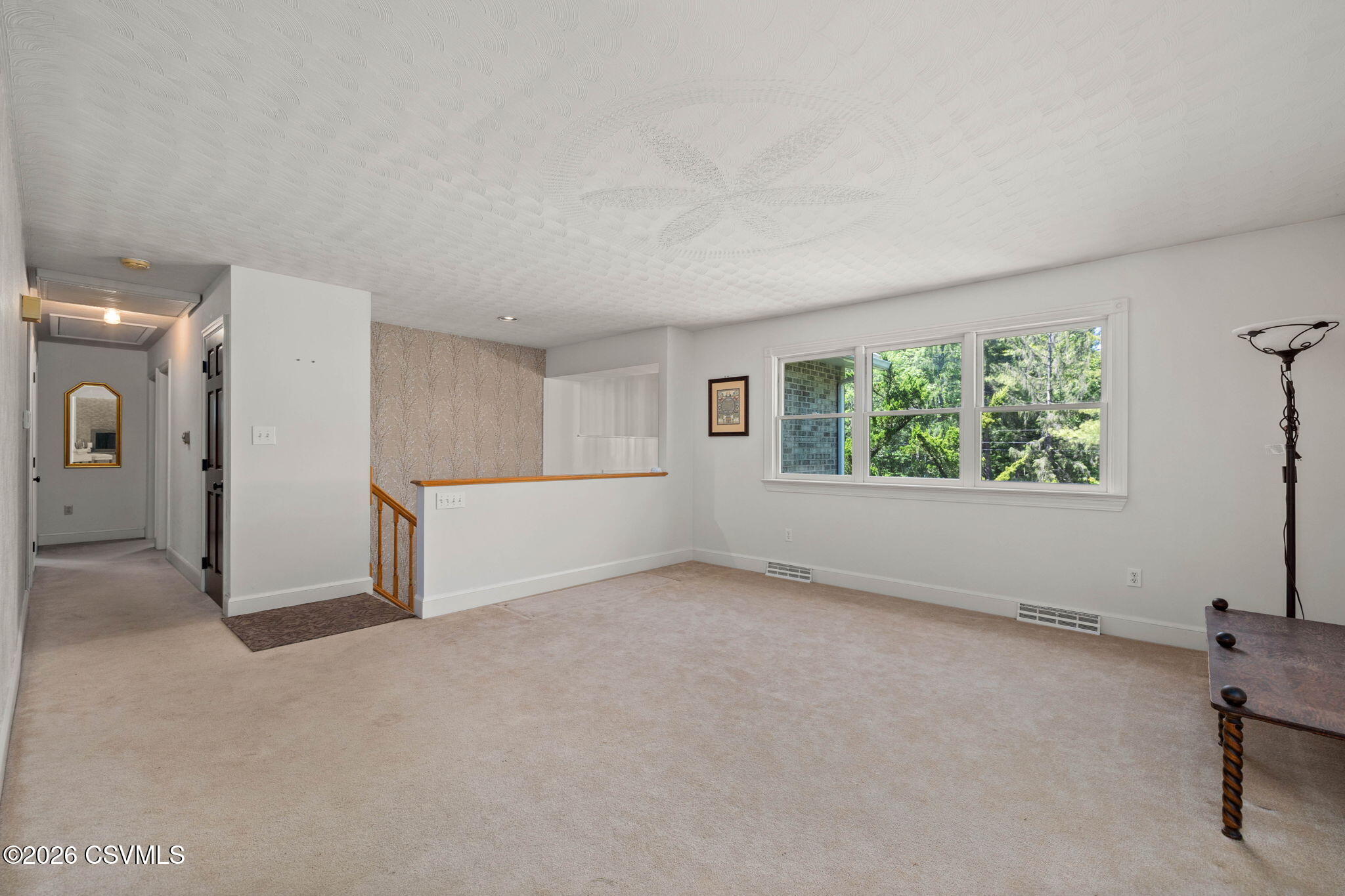 842 SHOWERS Road