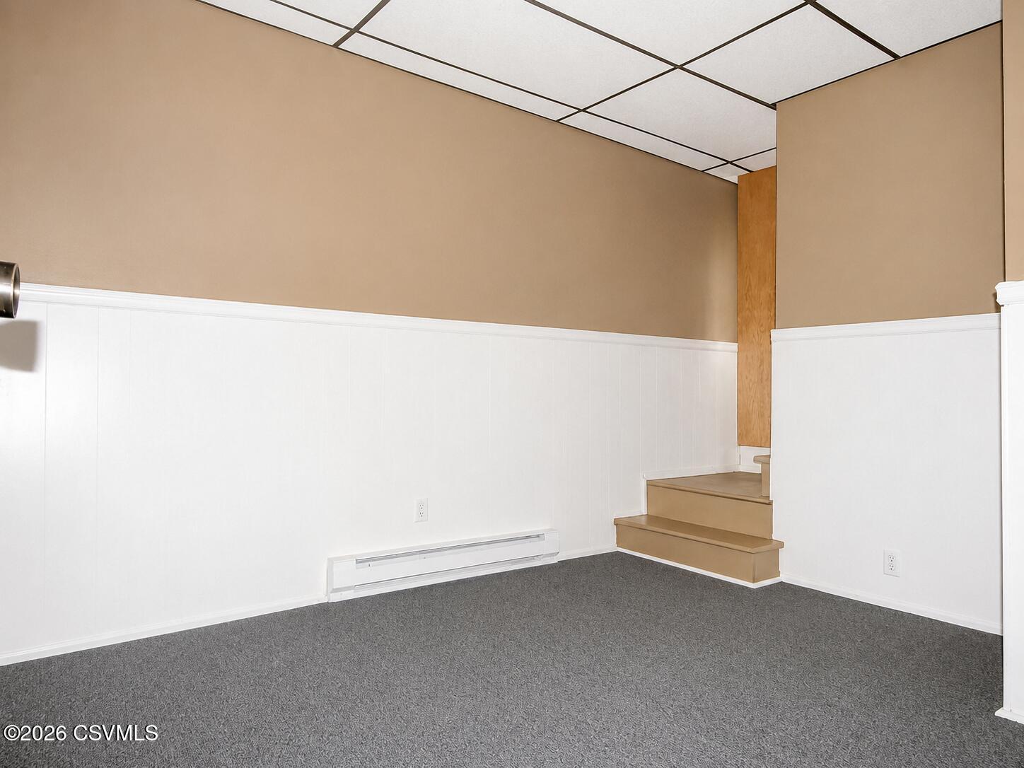 23 N 6TH Street
