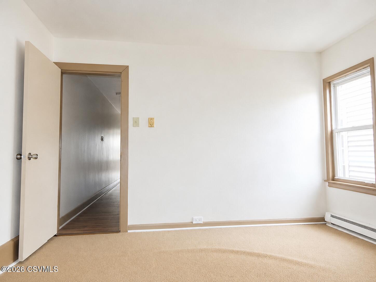 23 N 6TH Street