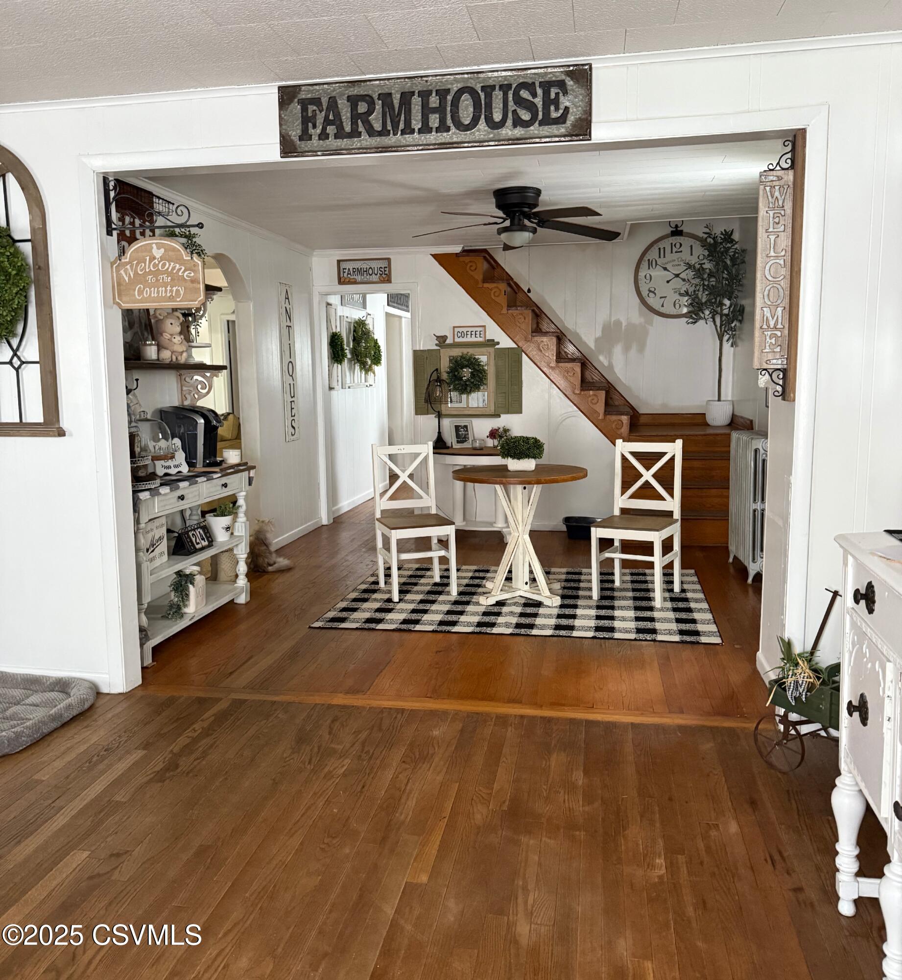 223 N VINE Street