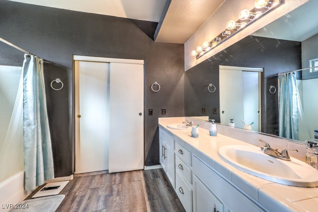 9301 Leaping Lilly Avenue