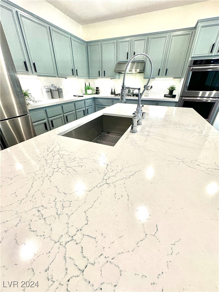 3047 PALACE GATE Court