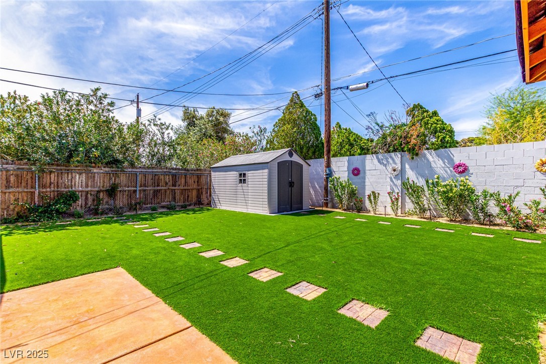 3308 Navajo Way