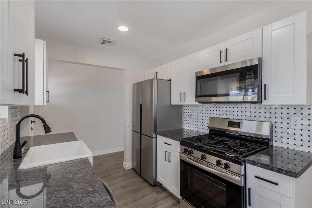 3308 Navajo Way