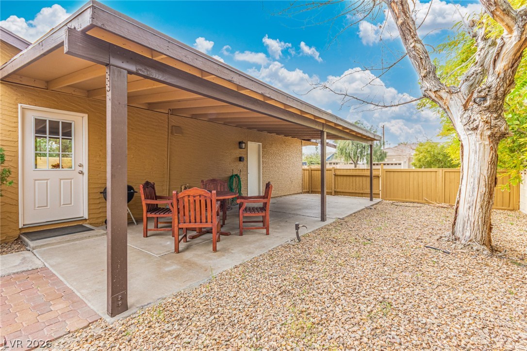 622 East Fairway Road