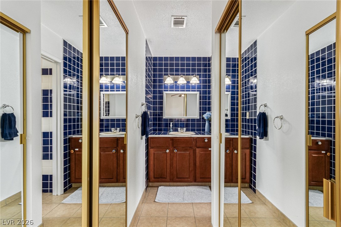 622 East Fairway Road