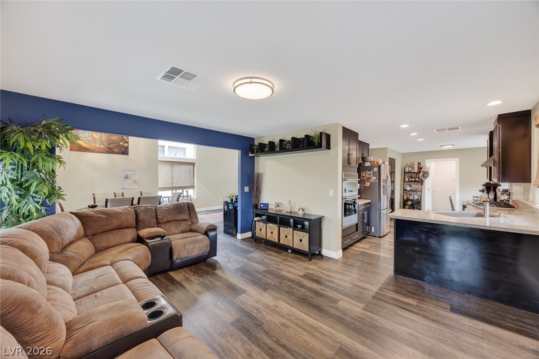 3033 Pebblestone Circle