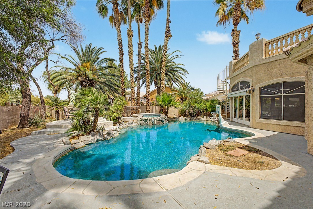 109 Weatherwood Court