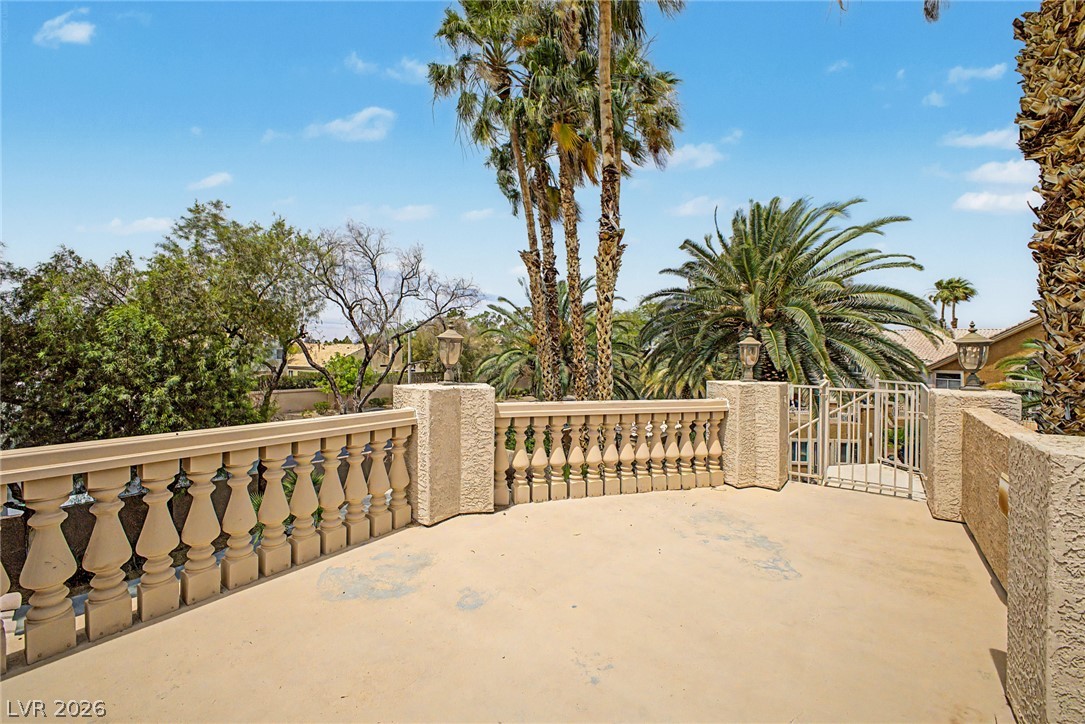 109 Weatherwood Court