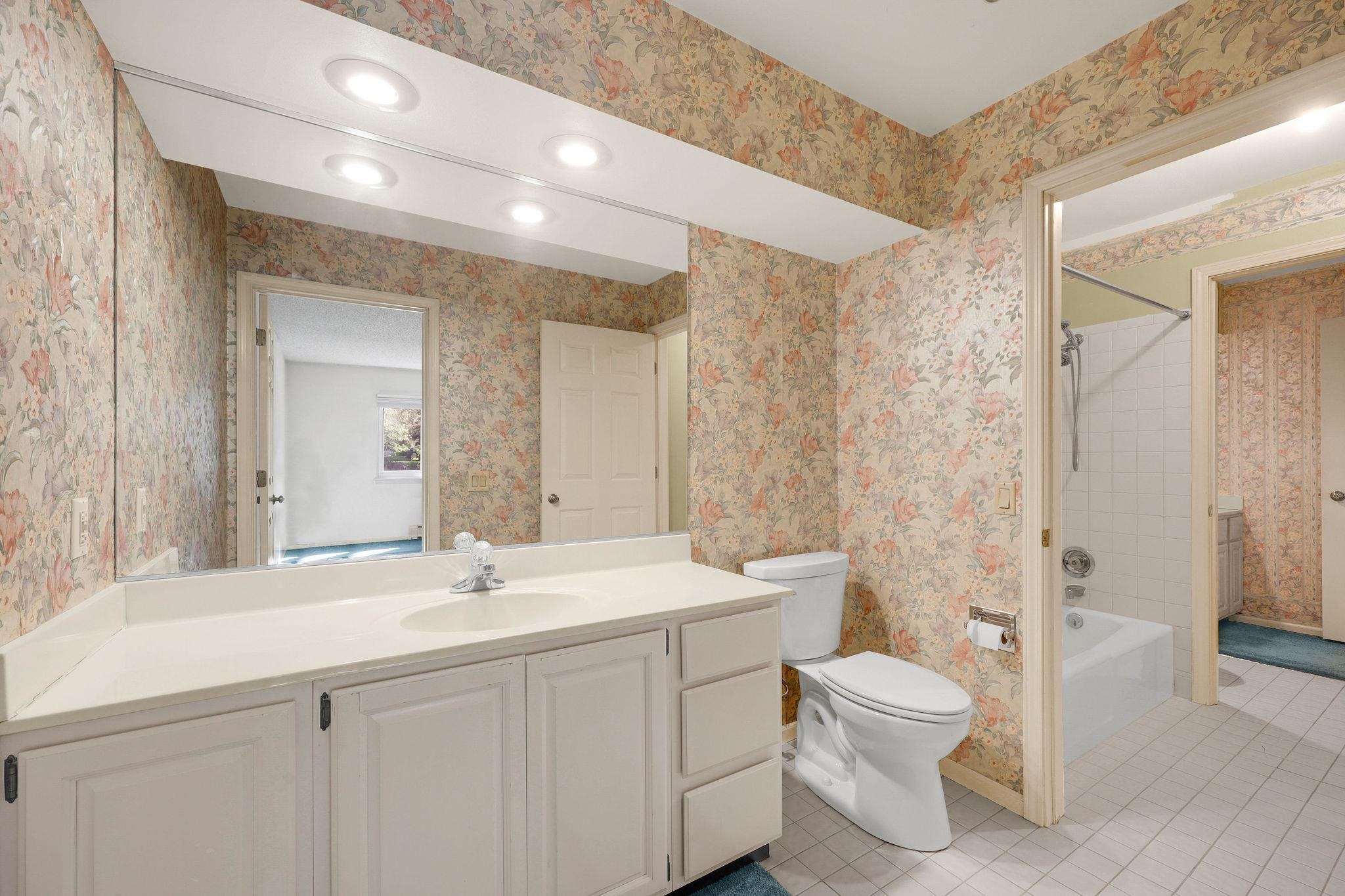 1522 Golf View Road Unit: A
