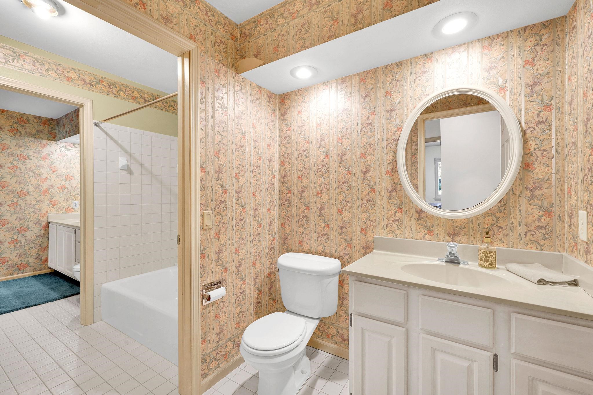 1522 Golf View Road Unit: A